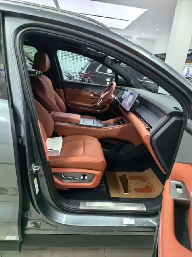 2025 BYD Tang L 1.5T 156HP L4 E-CVT PHEV image 9