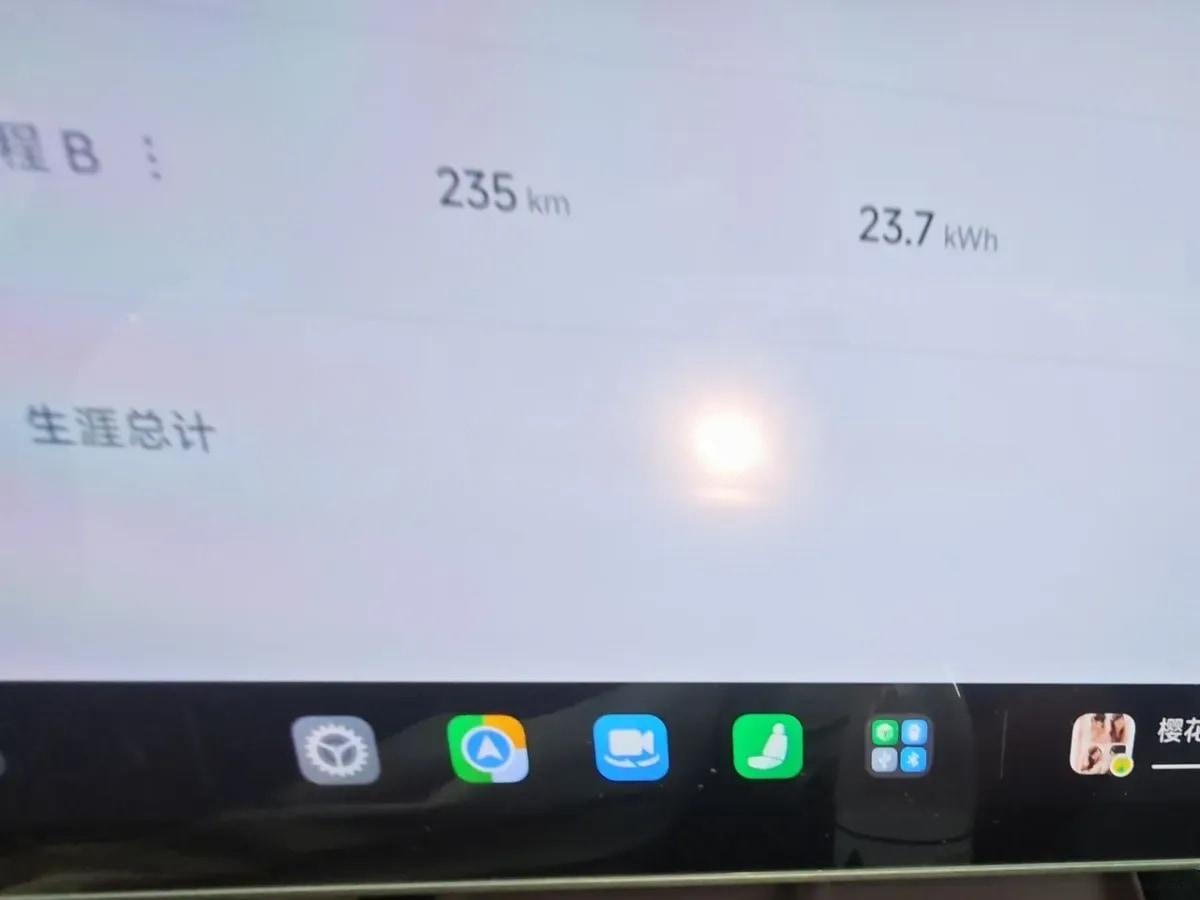 2024 Xiaomi SU7 BEV image 9