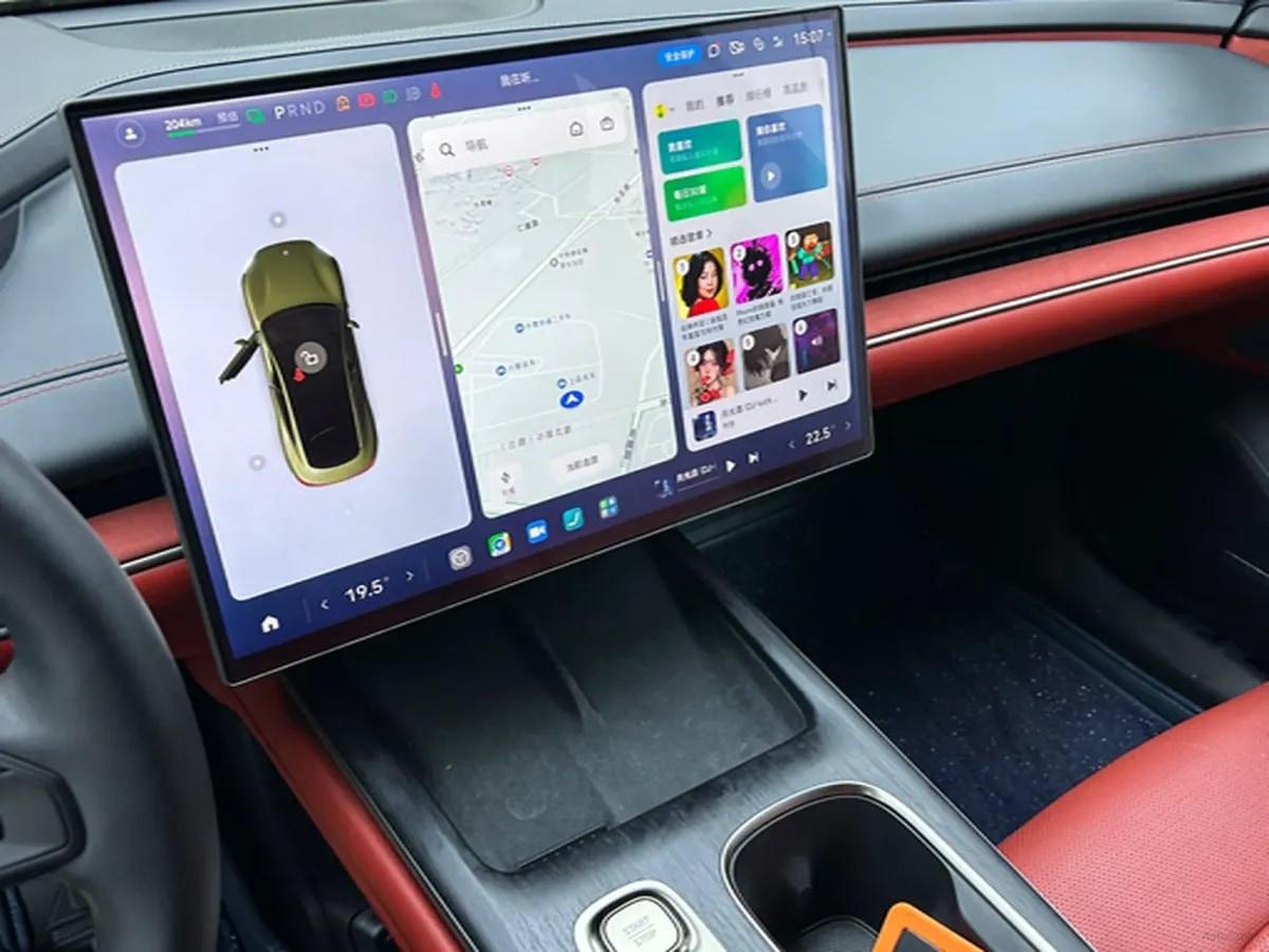 2024 Xiaomi SU7 BEV 73.6KWH image 9