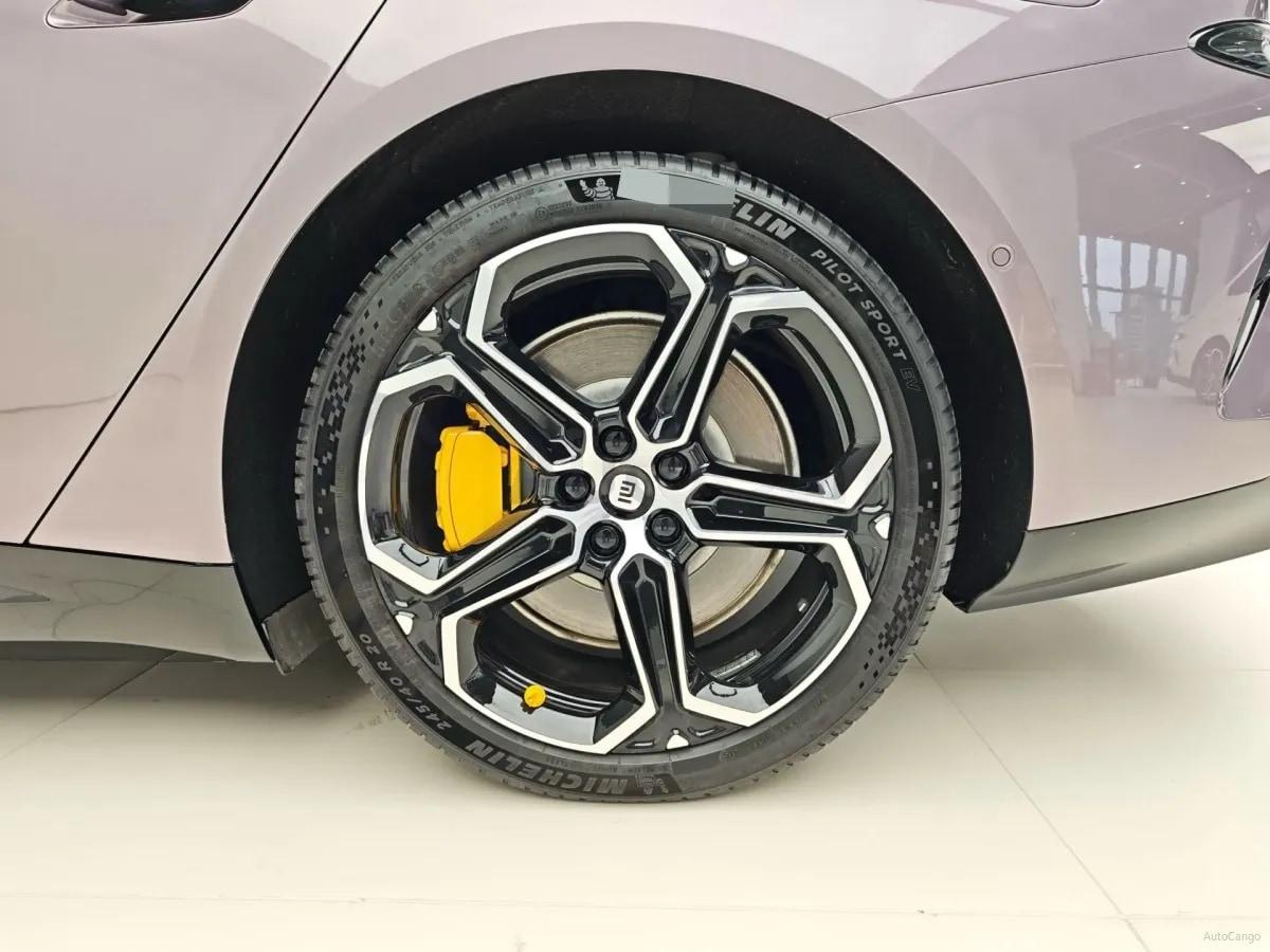 2024 Xiaomi SU7 BEV 101KWH image 9