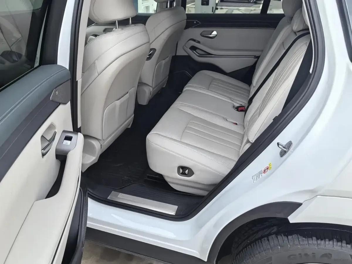 2025 BYD Tang L BEV 100.5KWH 670km image 9