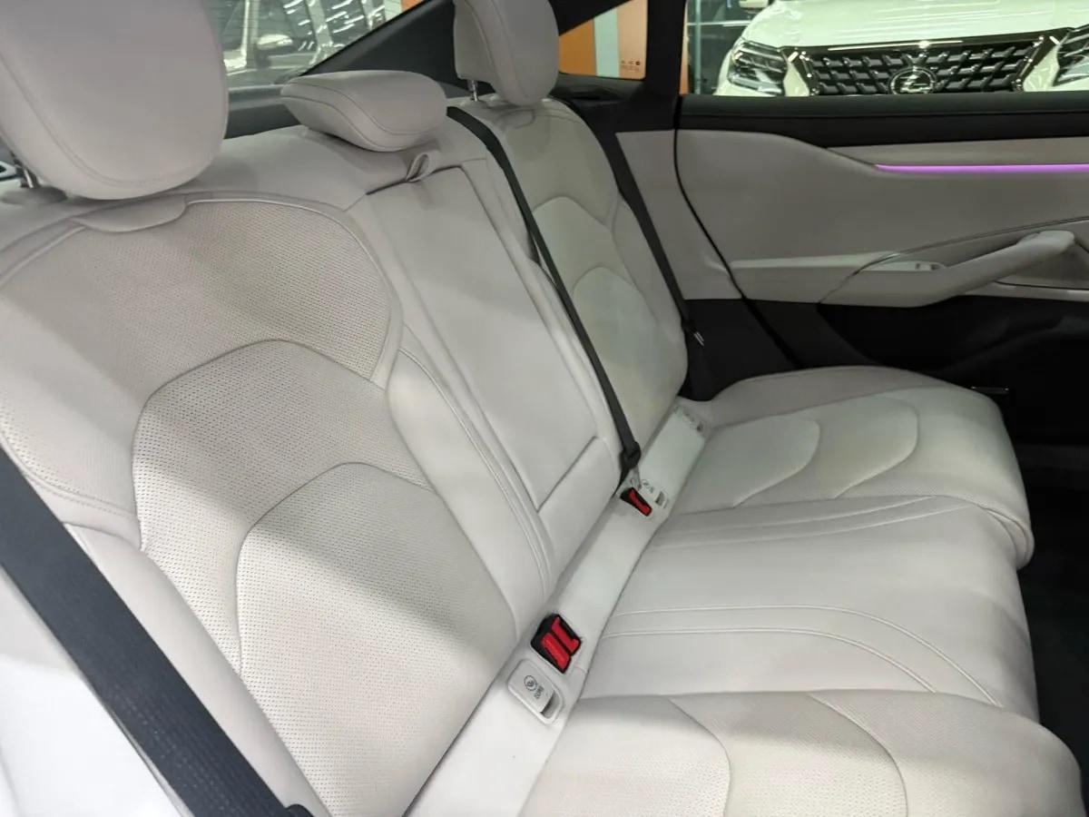 2024 Xiaomi SU7 BEV 73.6KWH 700km image 9