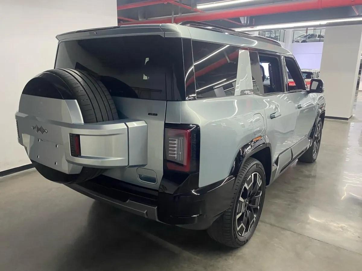 2025 FangChengBao Bao 8 2.0T 245HP L4 E-CVT PHEV 36.8KWH image 9