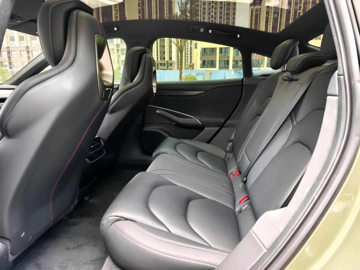 2024 Xiaomi SU7 BEV 73.6KWH image 9