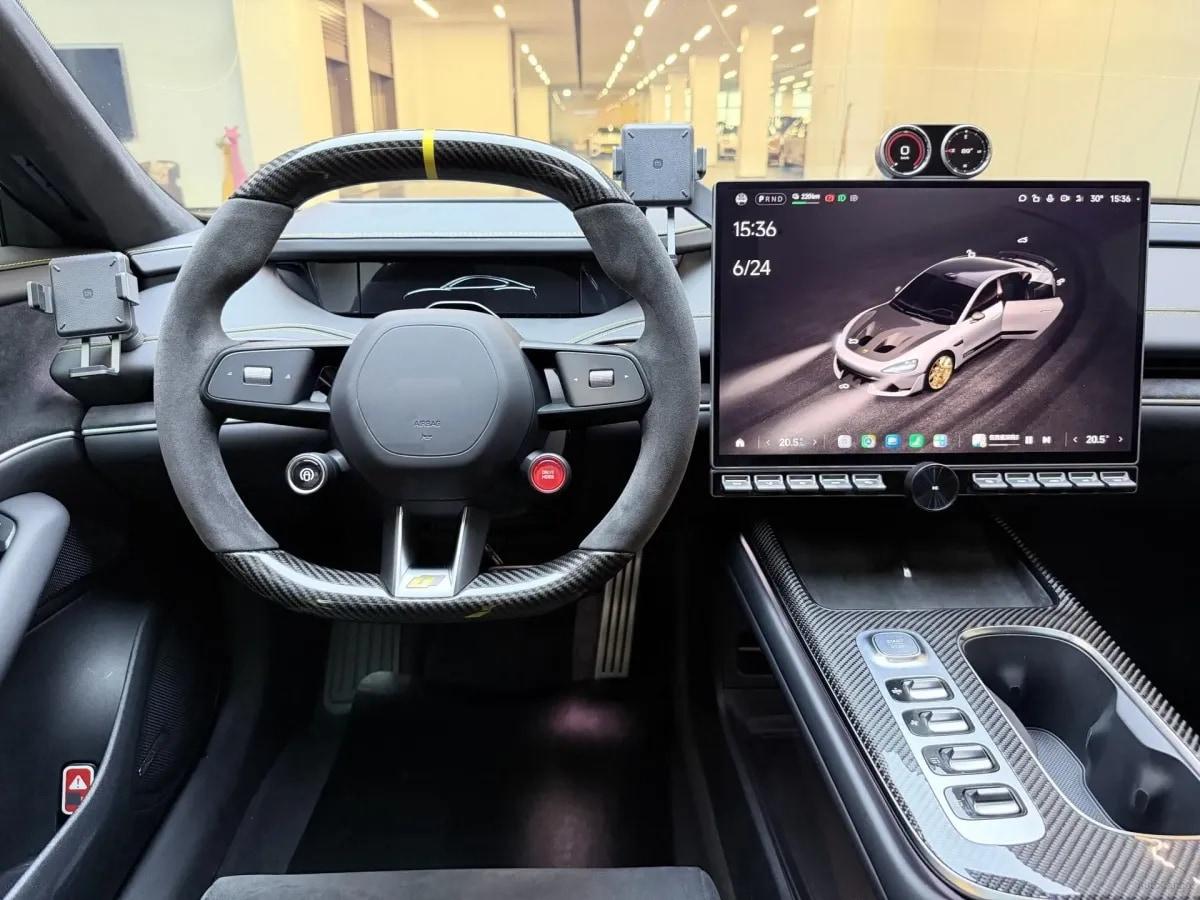 2025 Xiaomi SU7 Ultra BEV 93.7KWH image 9