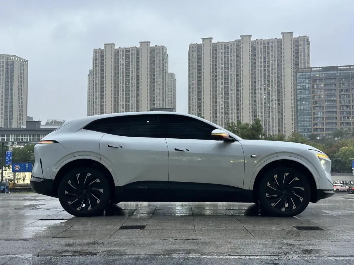 2024 Avatr 07 BEV 82.16KWH 650km image 9