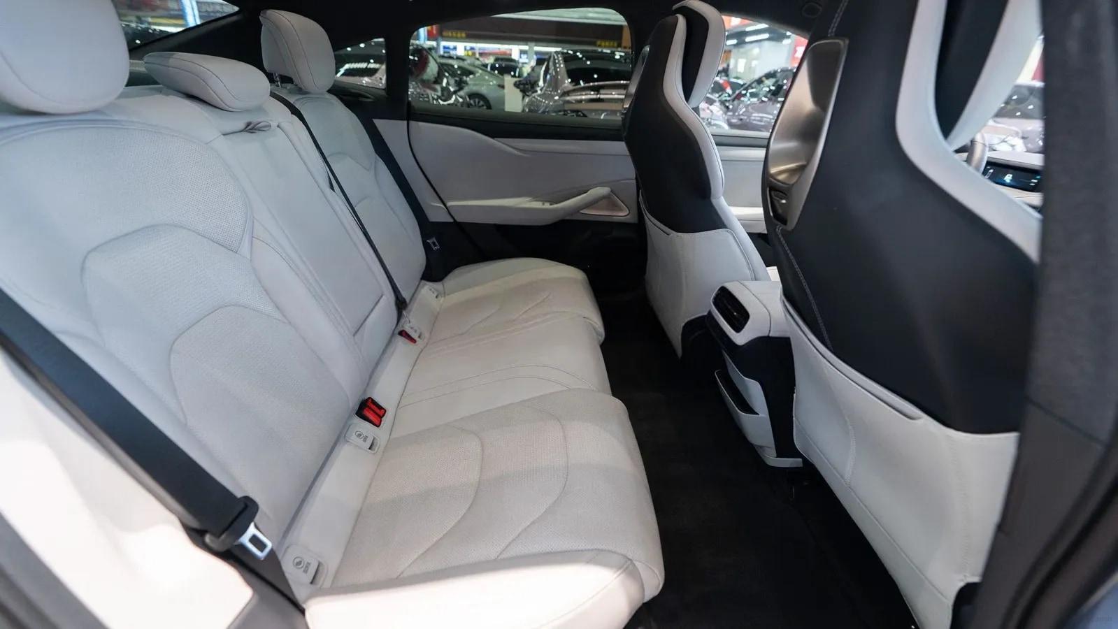 2024 Xiaomi SU7 BEV 94.3KWH 830km image 9