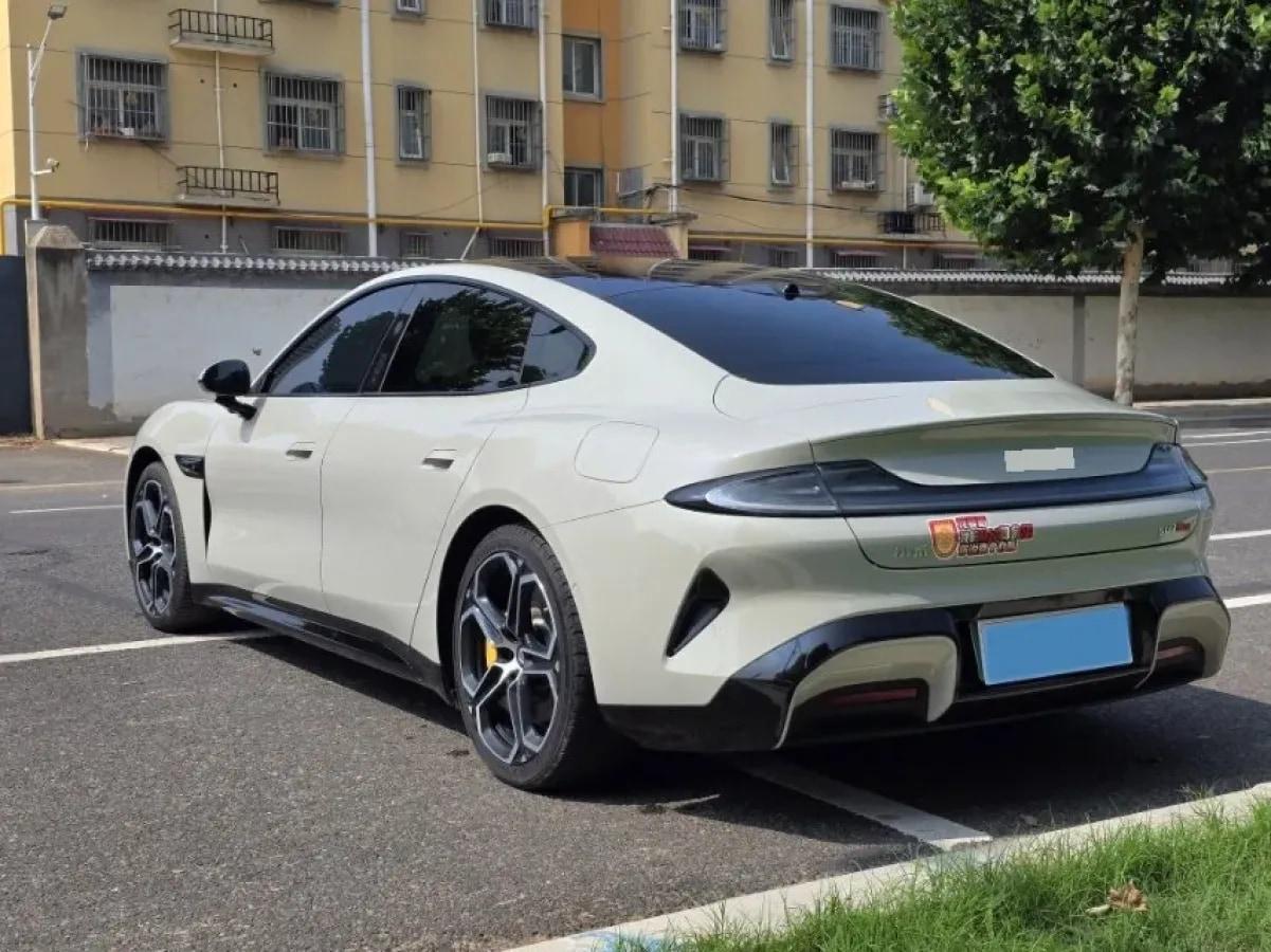 2024 Xiaomi SU7 BEV 73.6KWH image 9