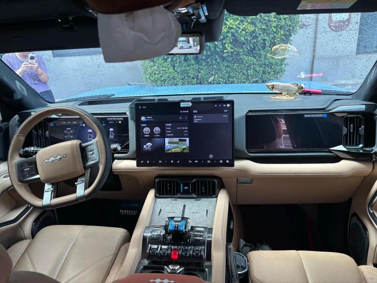 2025 FangChengBao Bao 8 2.0T 245HP L4 E-CVT PHEV 36.8KWH image 9