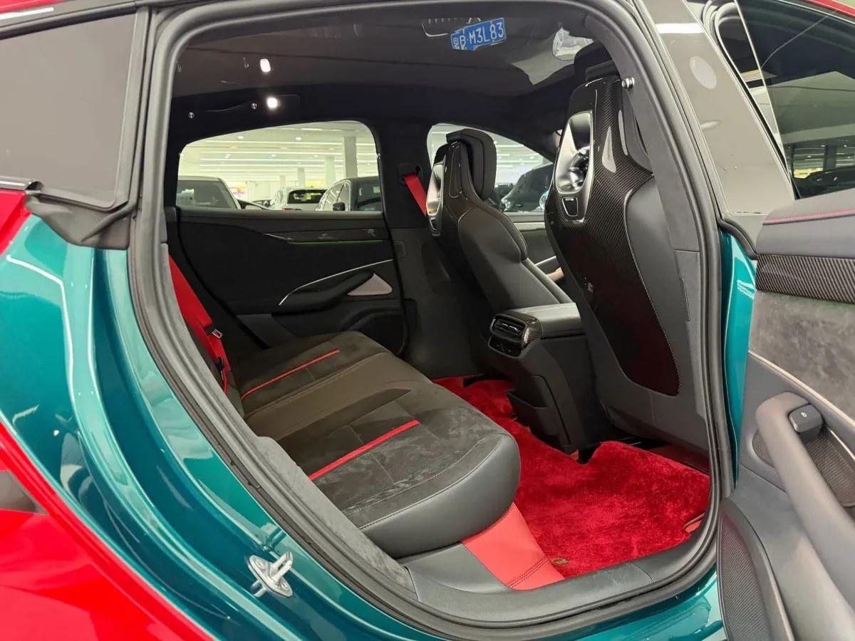 2025 Xiaomi SU7 Ultra BEV 93.7KWH 630km image 9