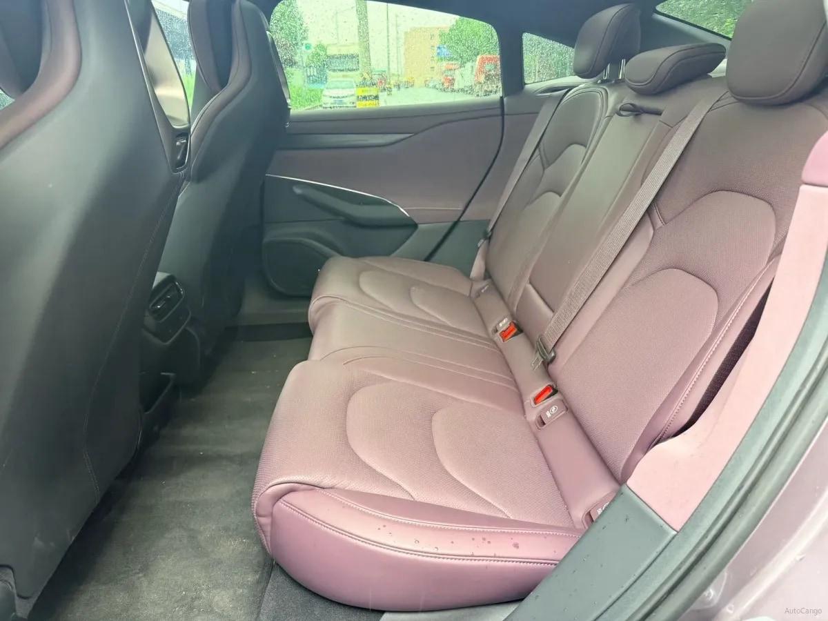 2024 Xiaomi SU7 BEV 94.3KWH image 9