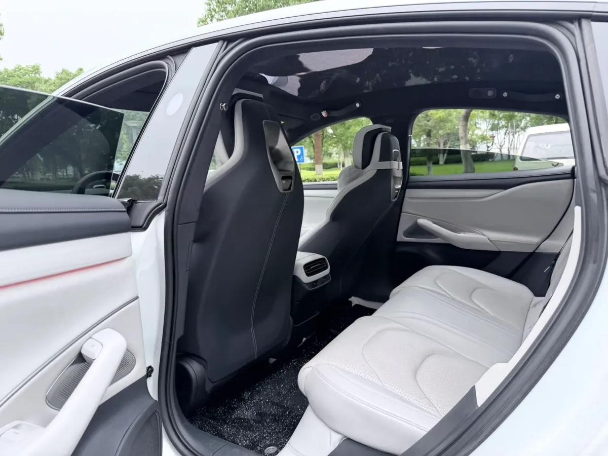 2024 Xiaomi SU7 BEV 101KWH image 9
