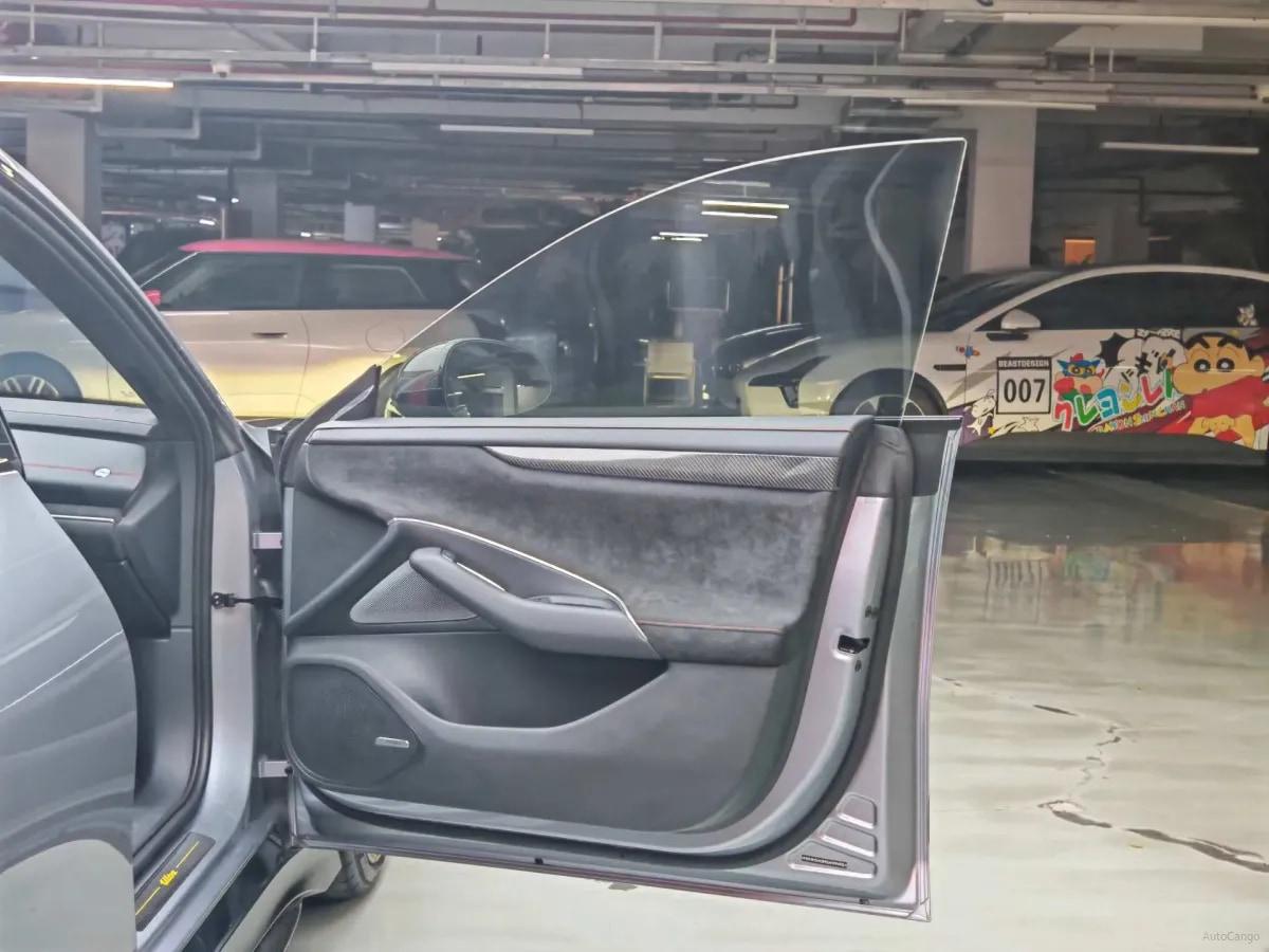 2025 Xiaomi SU7 Ultra BEV 93.7KWH 630km image 9