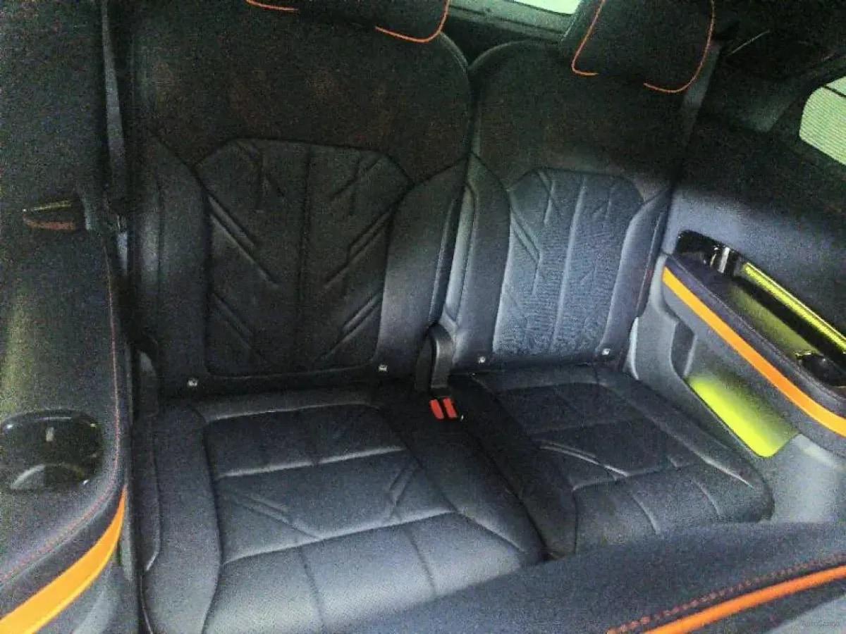 2025 Zeekr 9X 2.0T 279HP L4 1DHT PHEV 70KWH 355km image 9