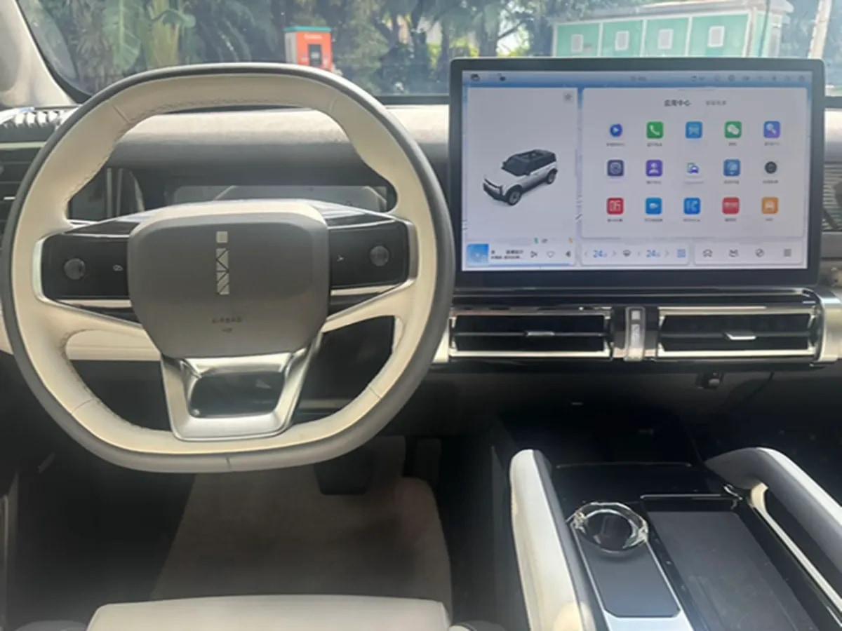 2024 iCAR iCAR 03 BEV 65.69KWH 472km image 9