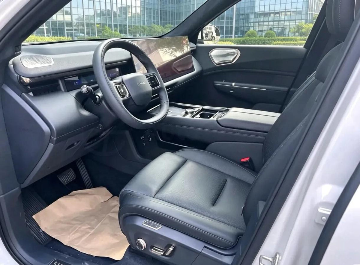 2025 LYNK&CO 900 2.0T 254HP L4 3DHT PHEV 52.38KWH 280km image 9
