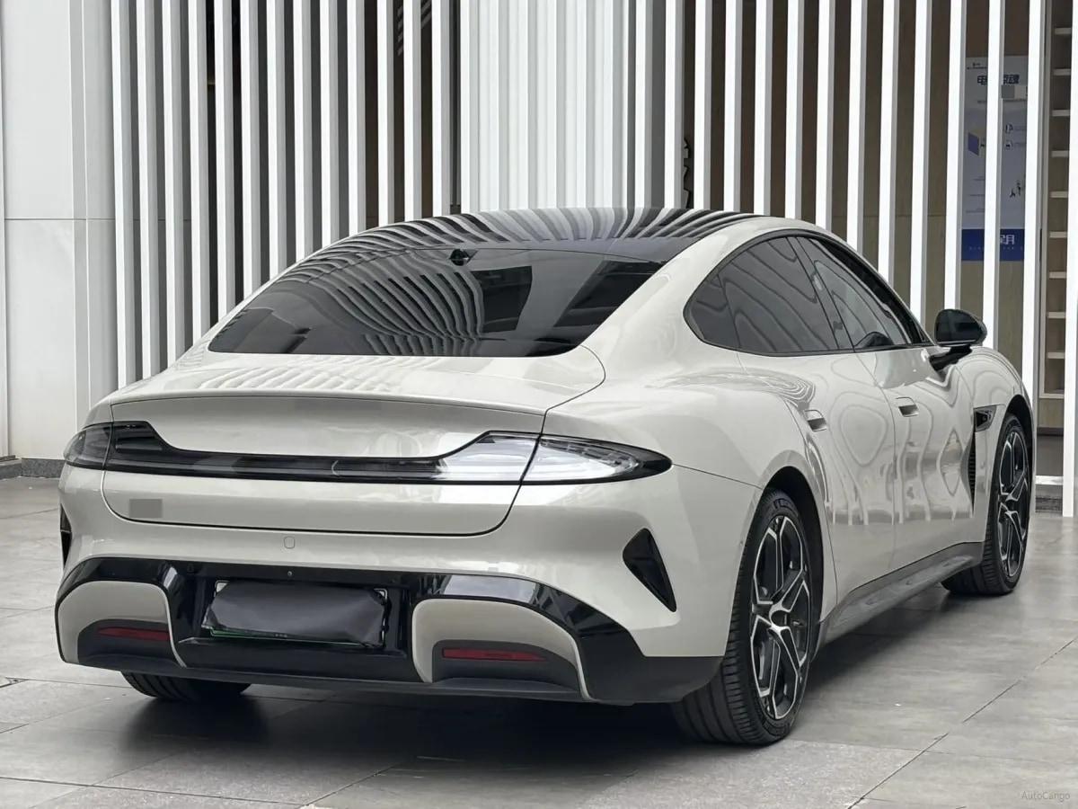 2024 Xiaomi SU7 BEV 73.6KWH 700km image 9