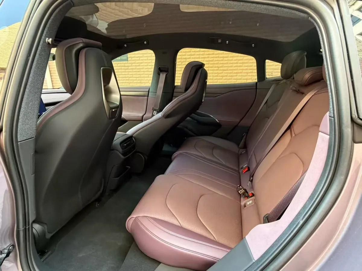 2024 Xiaomi SU7 BEV 73.6KWH 700km image 9