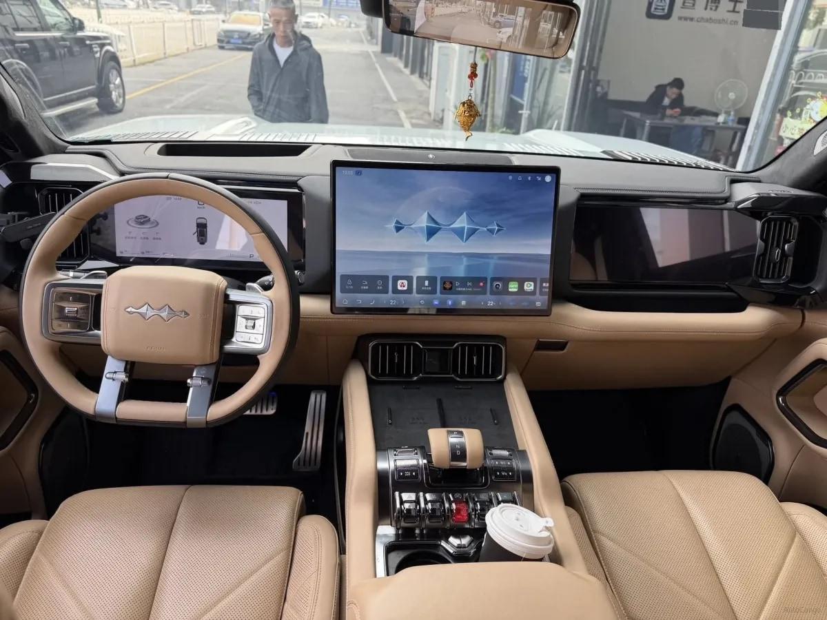 2025 Fang Cheng Bao Bao 8 2.0T 245HP L4 E-CVT PHEV 36.8KWH image 9