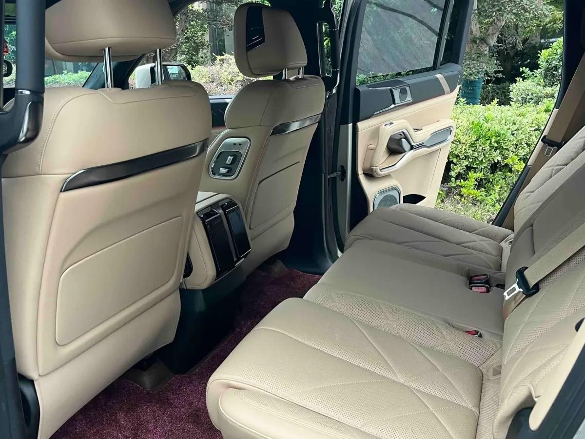2025 Fang Cheng Bao Bao 8 2.0T 245HP L4 E-CVT PHEV 36.8KWH image 9