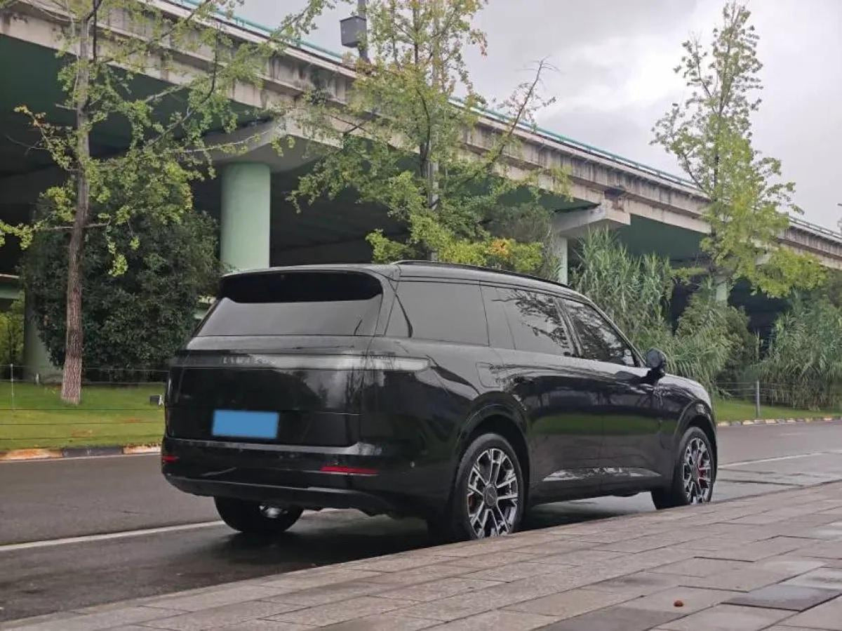 2025 LYNK&CO 900 2.0T 254HP L4 3DHT PHEV image 9