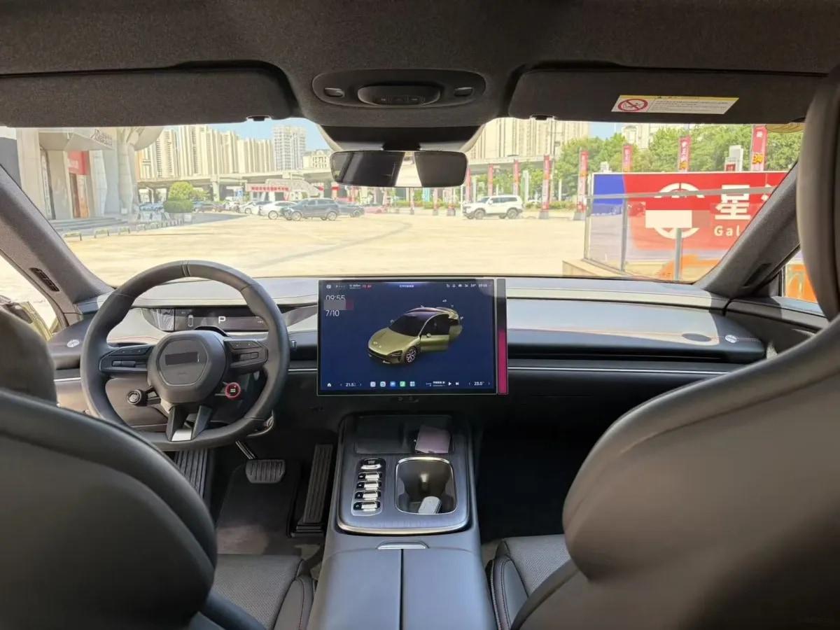 2024 Xiaomi SU7 BEV 94.3KWH image 9