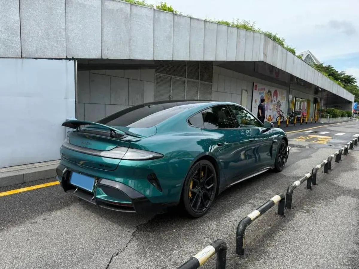 2025 Xiaomi SU7 Ultra BEV 93.7KWH image 9