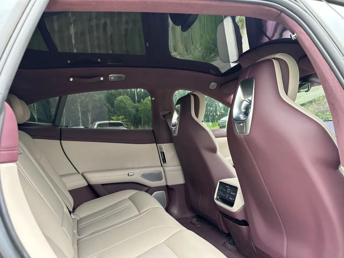 2025 Xiaomi YU7 BEV 101.7KWH image 9