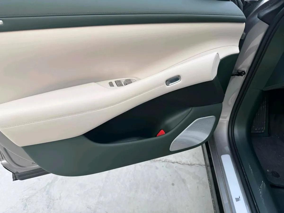 2025 Xiaomi YU7 BEV 96.3KWH 835km image 9