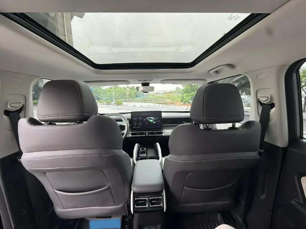 2024 iCAR iCAR 03 BEV 65.69KWH 472km image 9