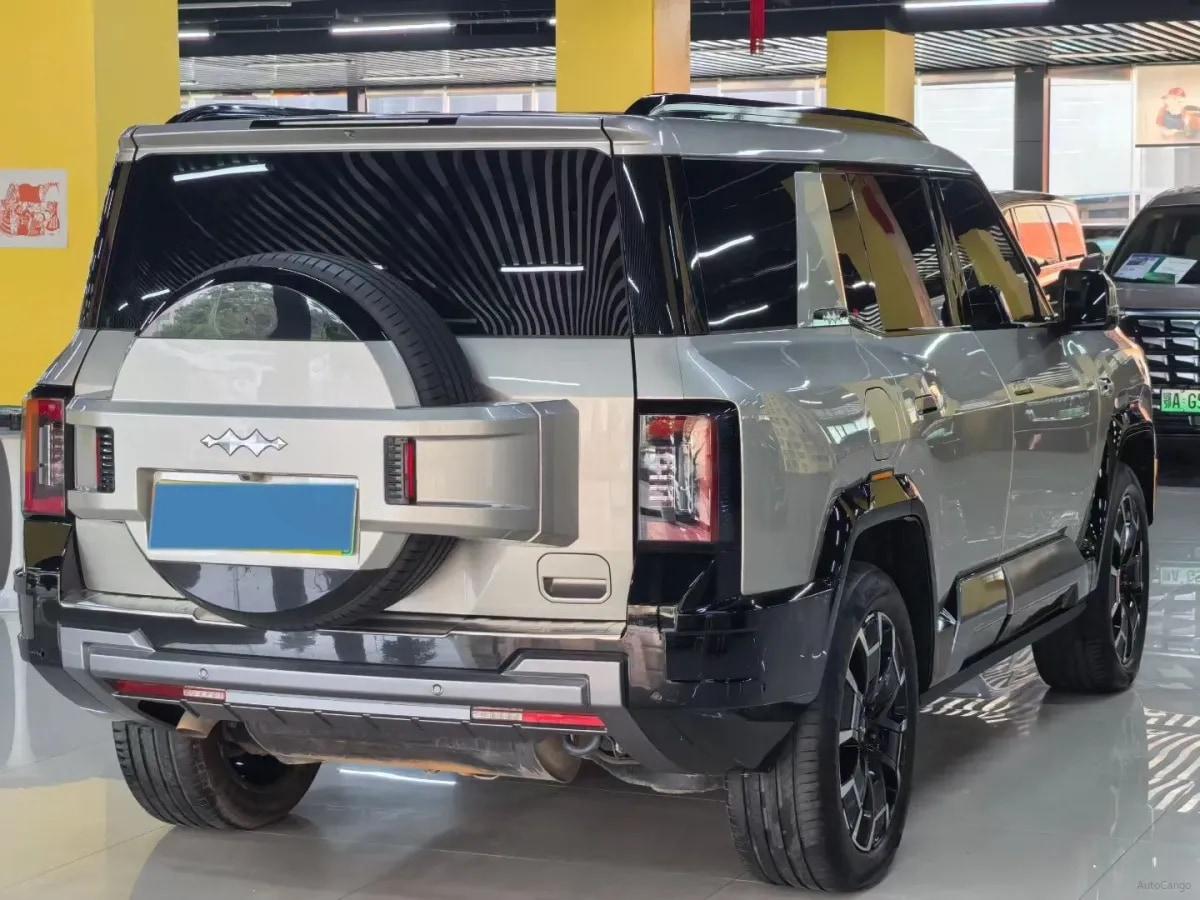 2025 Fang Cheng Bao Bao 8 2.0T 245HP L4 E-CVT PHEV 36.8KWH image 9