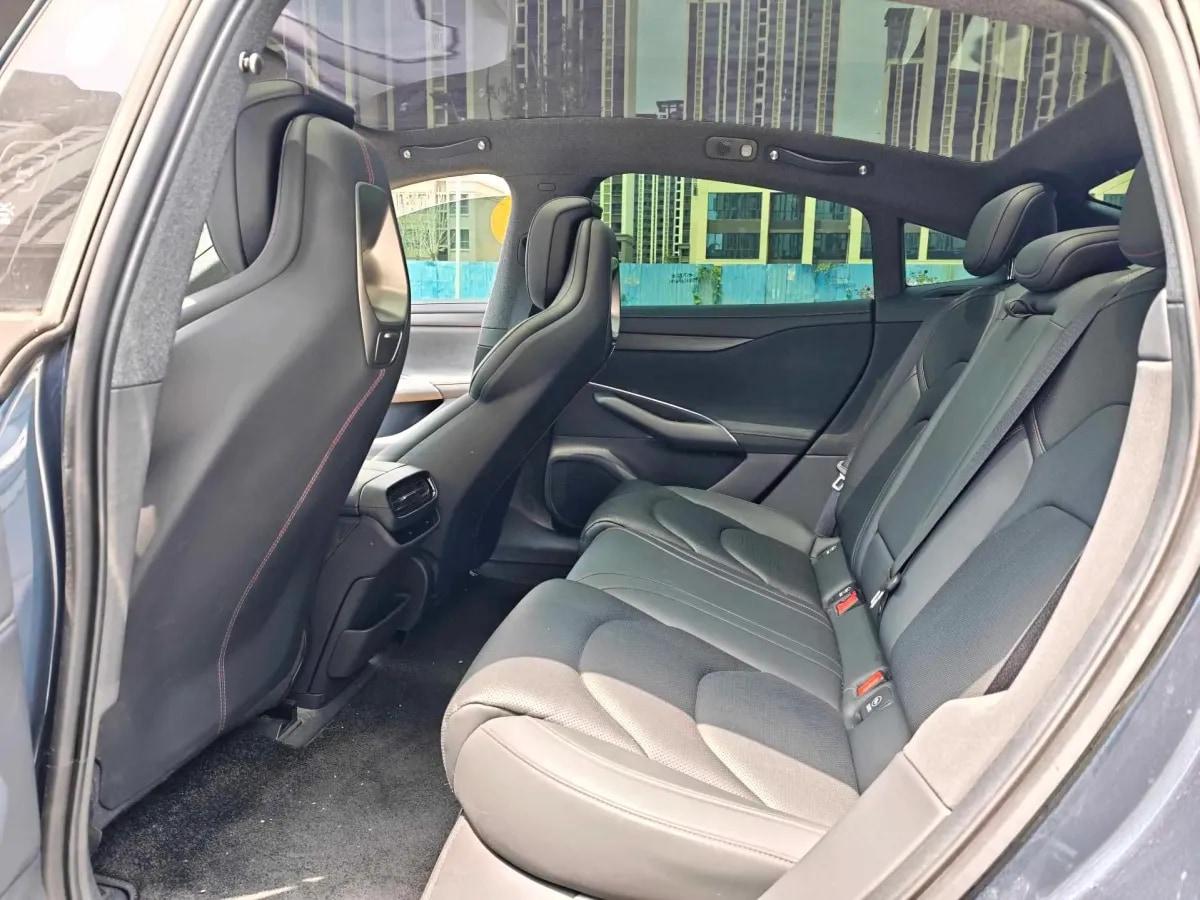 2024 Xiaomi SU7 BEV 73.6KWH image 9