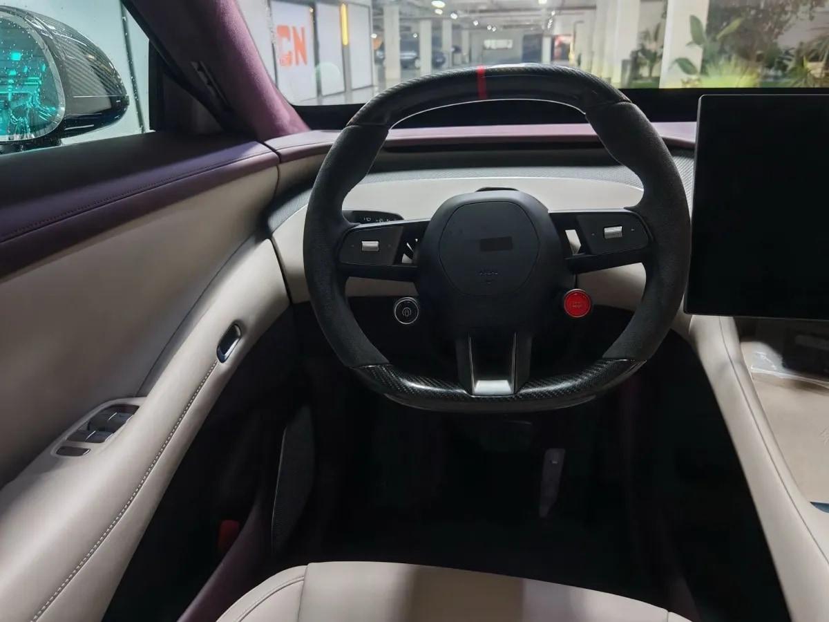 2025 Xiaomi YU7 BEV 101.7KWH image 9