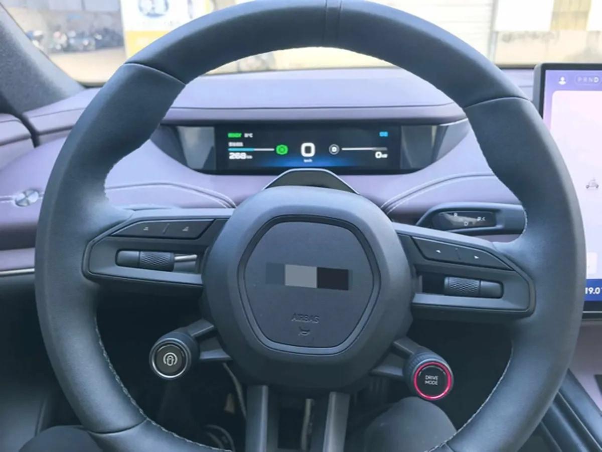2024 Xiaomi SU7 BEV 73.6KWH 700km image 9