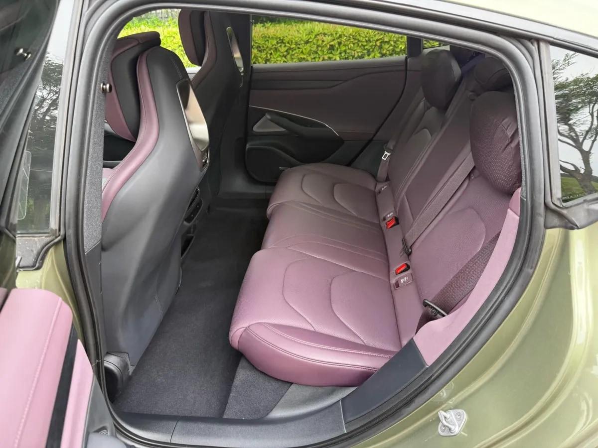 2024 Xiaomi SU7 BEV 73.6KWH image 9
