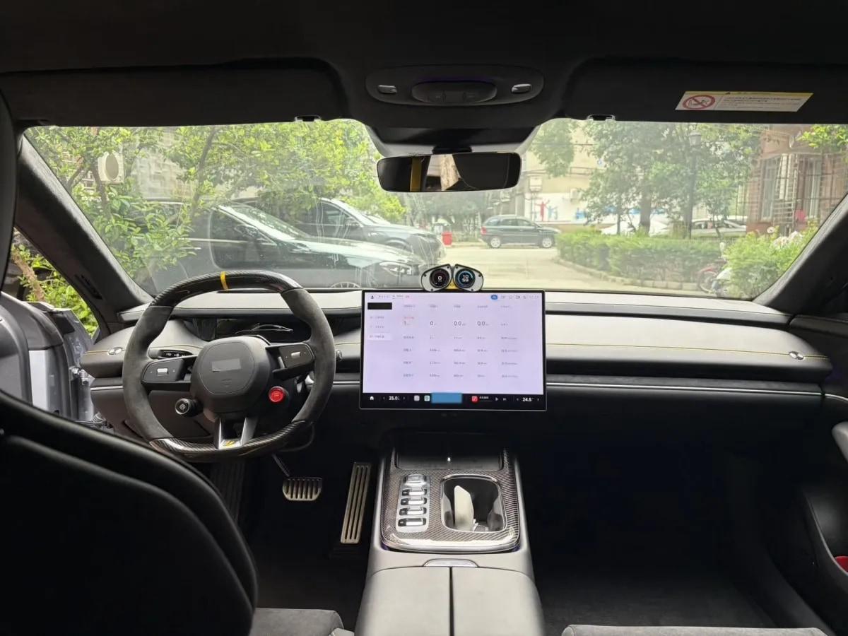 2025 Xiaomi SU7 Ultra BEV 93.7KWH 630km image 9