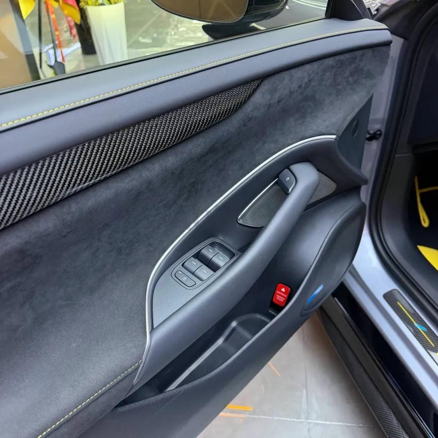 2025 Xiaomi SU7 Ultra BEV 93.7KWH 630km image 9