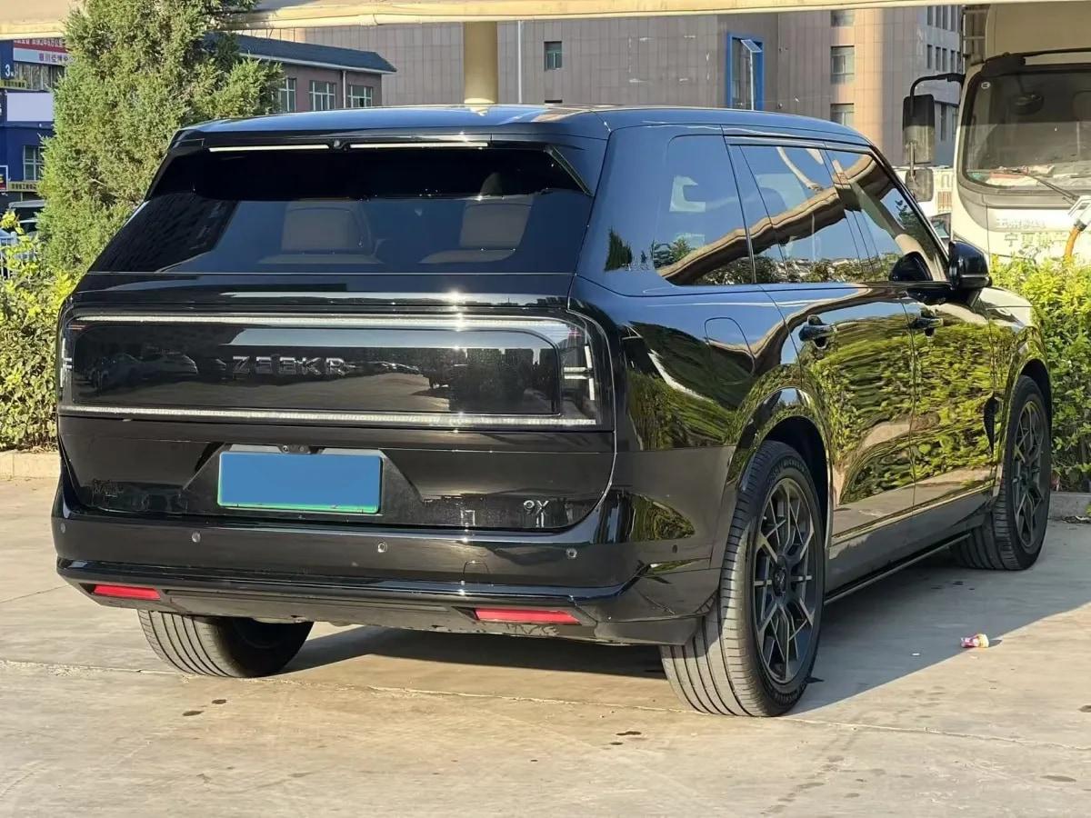 2025 Zeekr 9X 2.0T 279HP L4 1DHT PHEV image 9