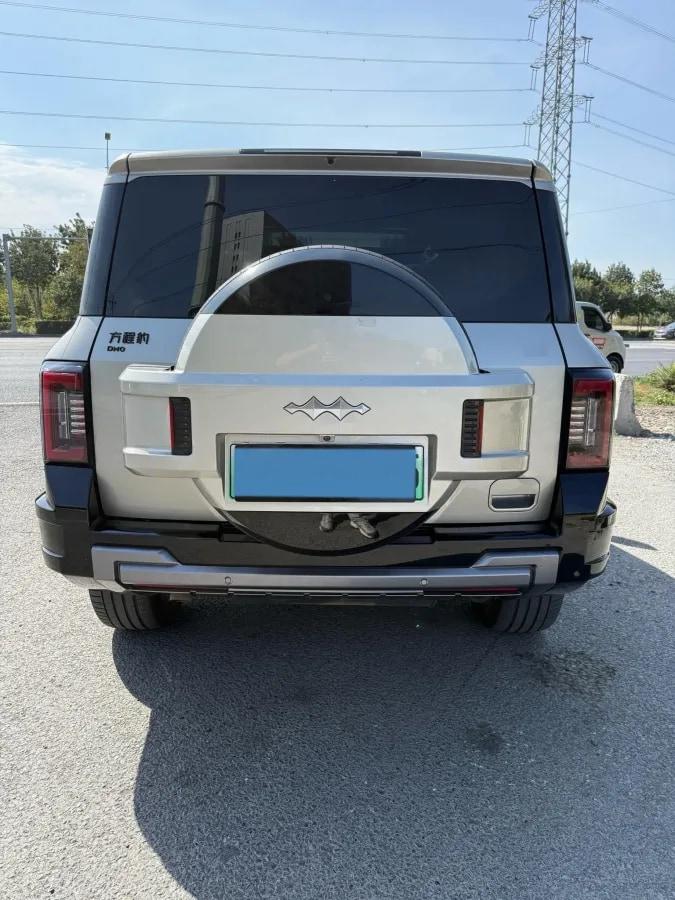 2025 FangChengBao Bao 8 2.0T 245HP L4 E-CVT PHEV 36.8KWH image 9