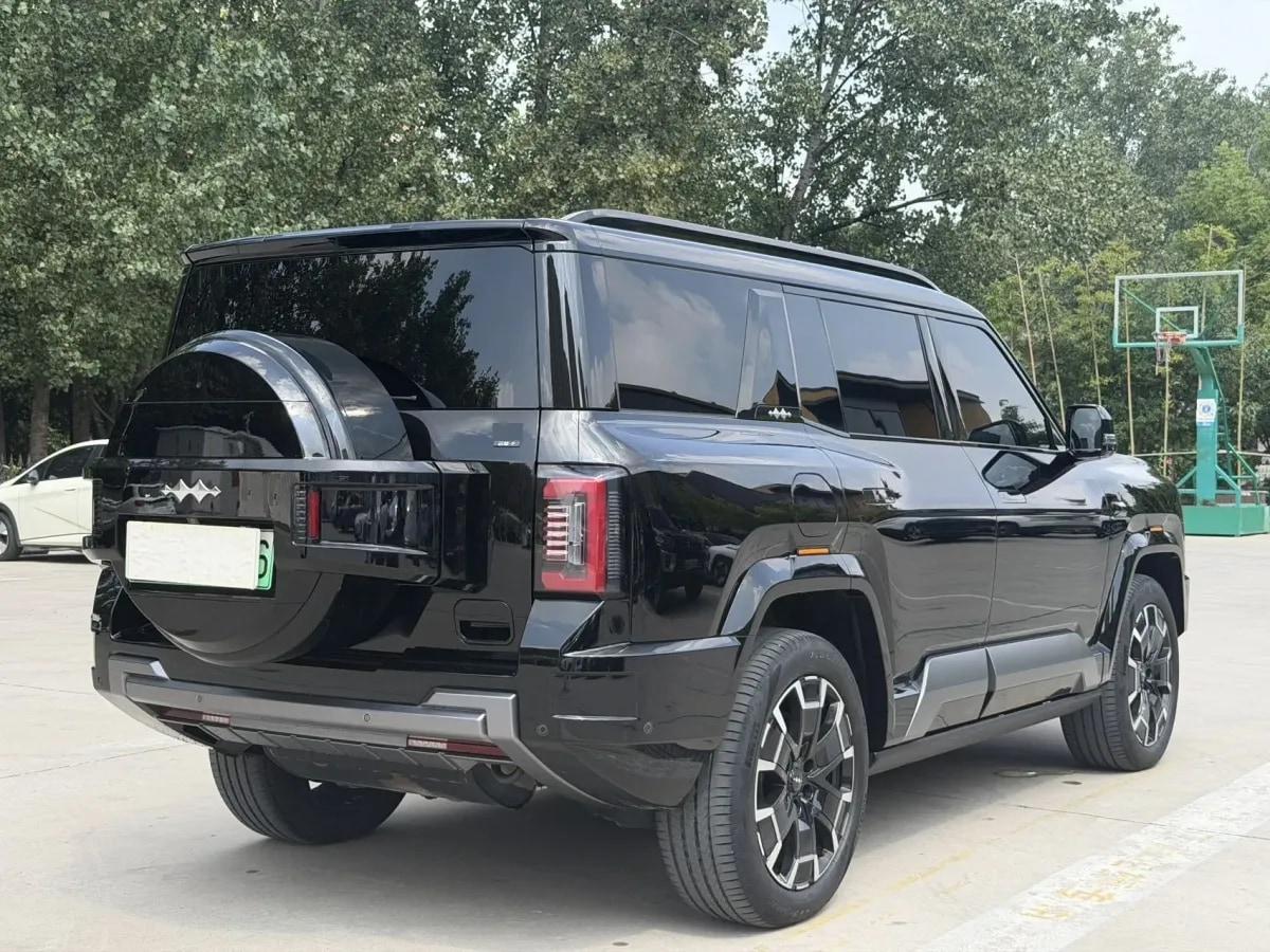 2025 FangChengBao Bao 8 2.0T 245HP L4 E-CVT PHEV 36.8KWH image 9