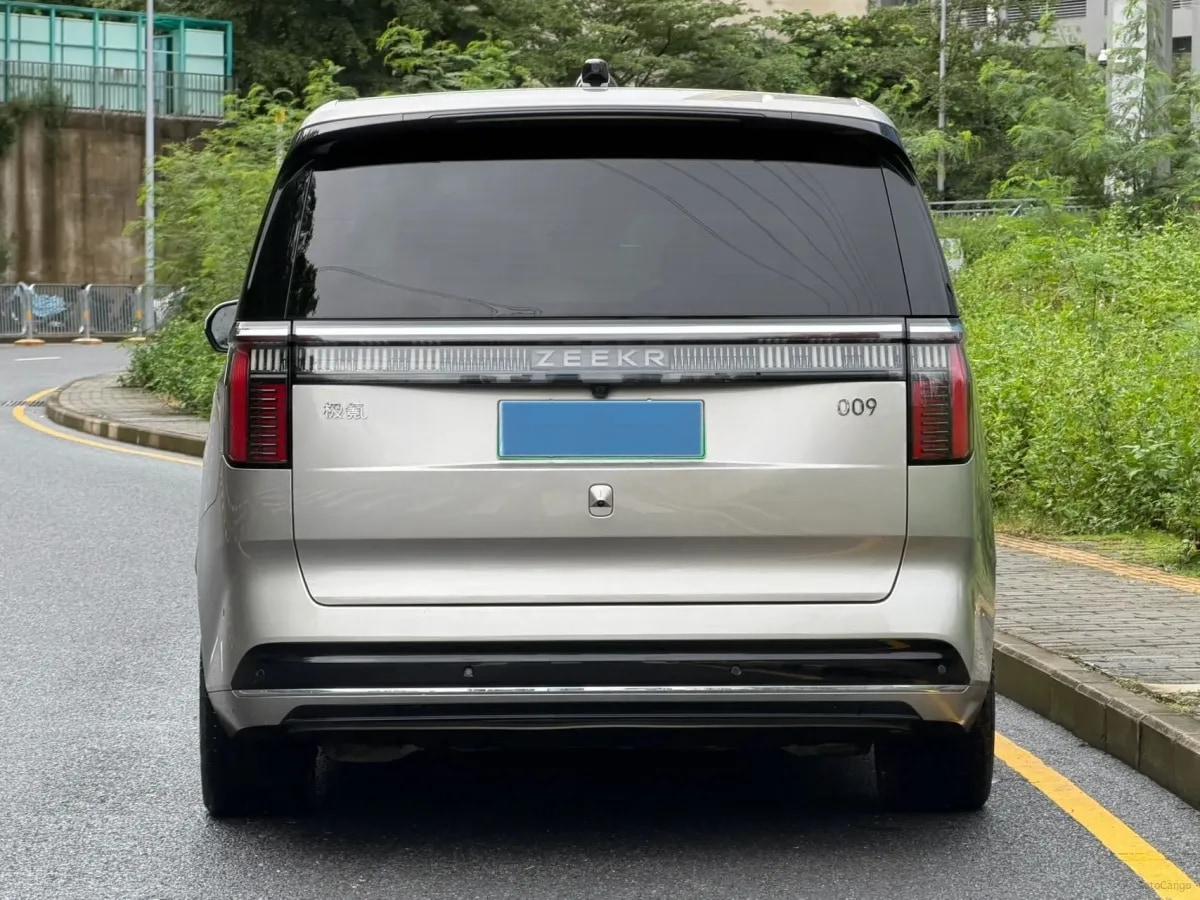 2022 Zeekr 009 BEV 140KWH image 9