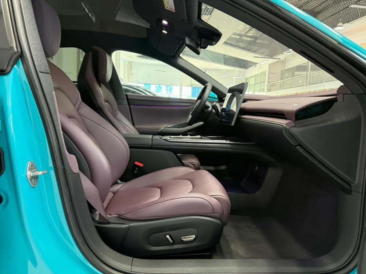 2024 Xiaomi SU7 BEV 73.6KWH image 9