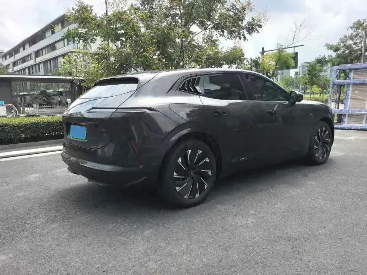 2024 Avatr 07 1.5T 156HP L4 REEV 39.05KWH 230km image 9
