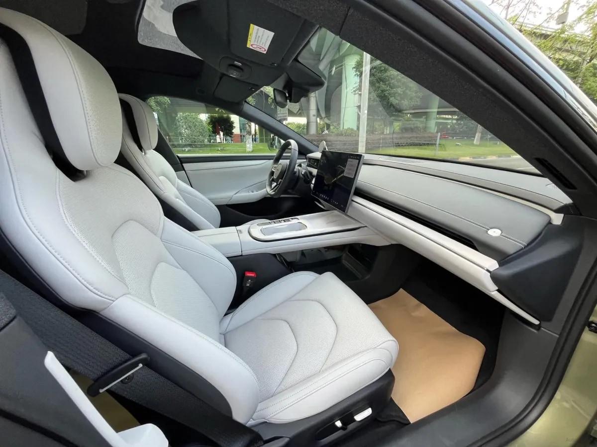2024 Xiaomi SU7 BEV 73.6KWH image 9