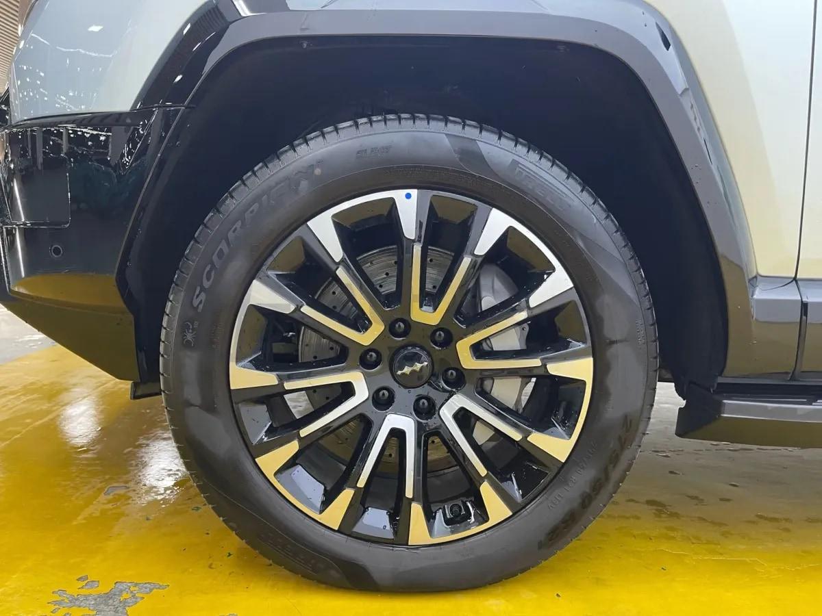 2026 Fang Cheng Bao Bao 8 2.0T 245HP L4 E-CVT PHEV 46.7KWH image 9