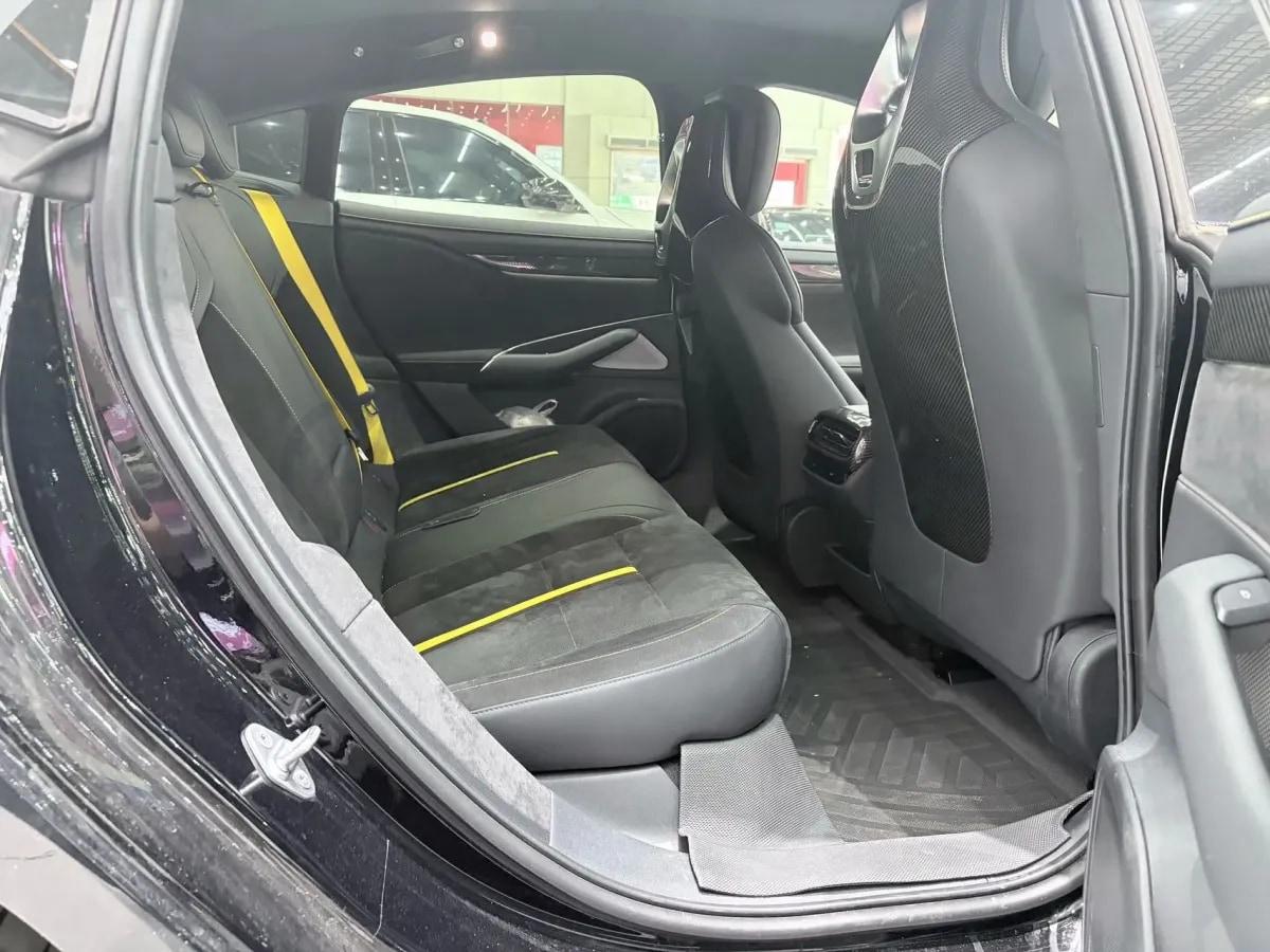 2025 Xiaomi SU7 Ultra BEV 93.7KWH image 9