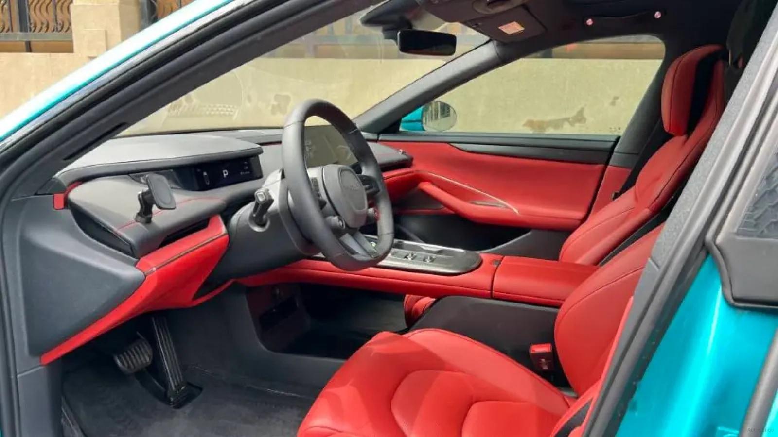 2024 Xiaomi SU7 BEV 73.6KWH image 9