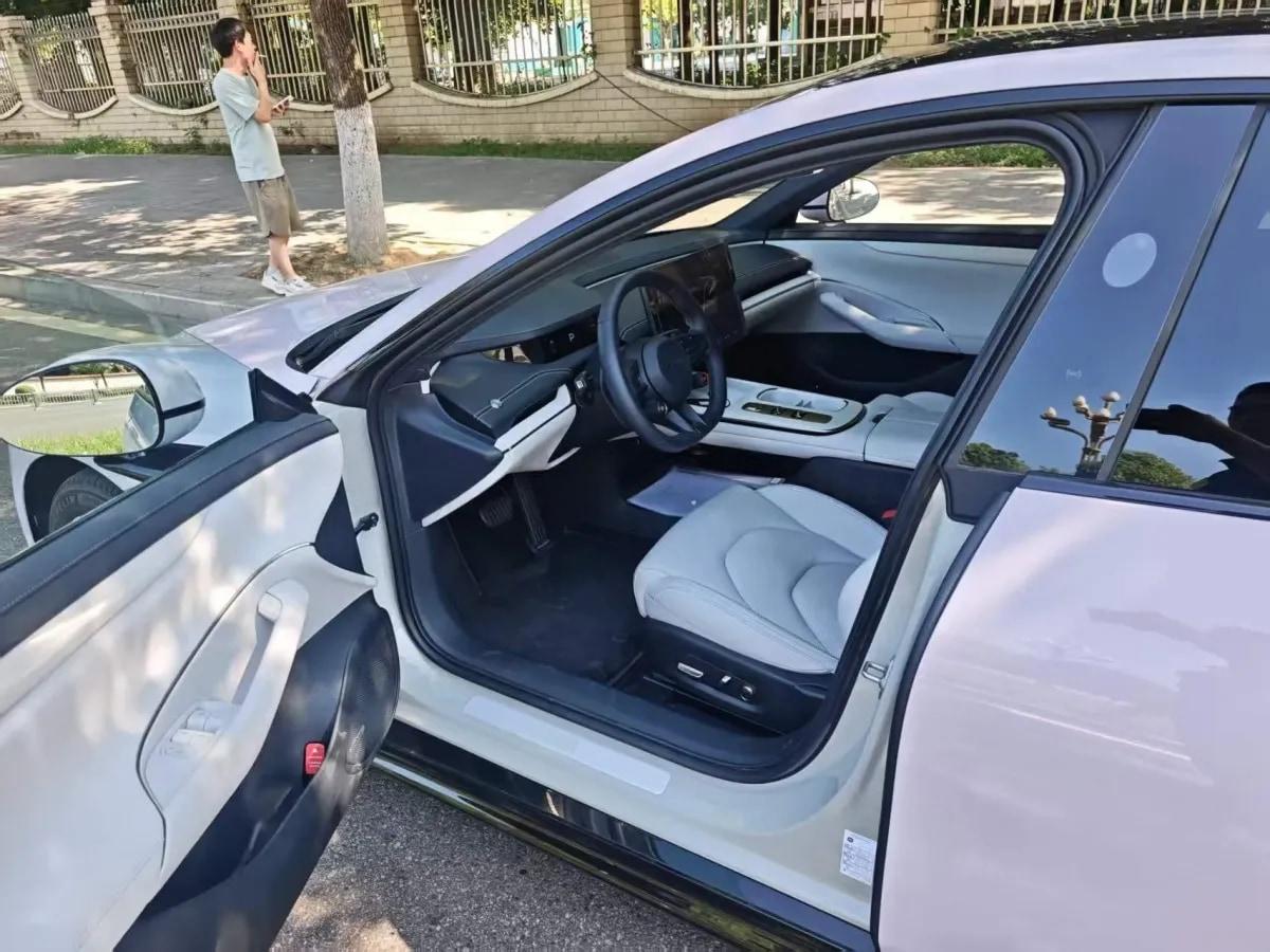 2024 Xiaomi SU7 BEV 73.6KWH 700km image 9