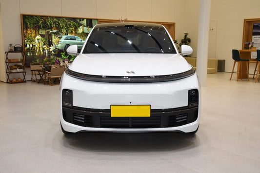 Li Auto L8 (2025)