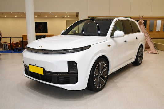 Li Auto L8 (2025)